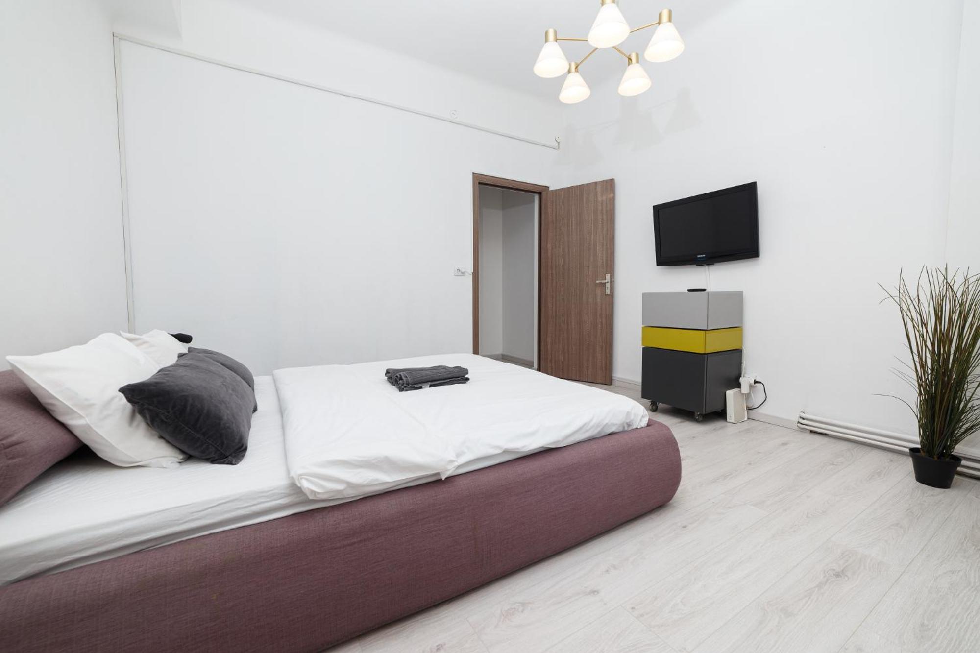 Color Apartments Franceza St ブカレスト エクステリア 写真