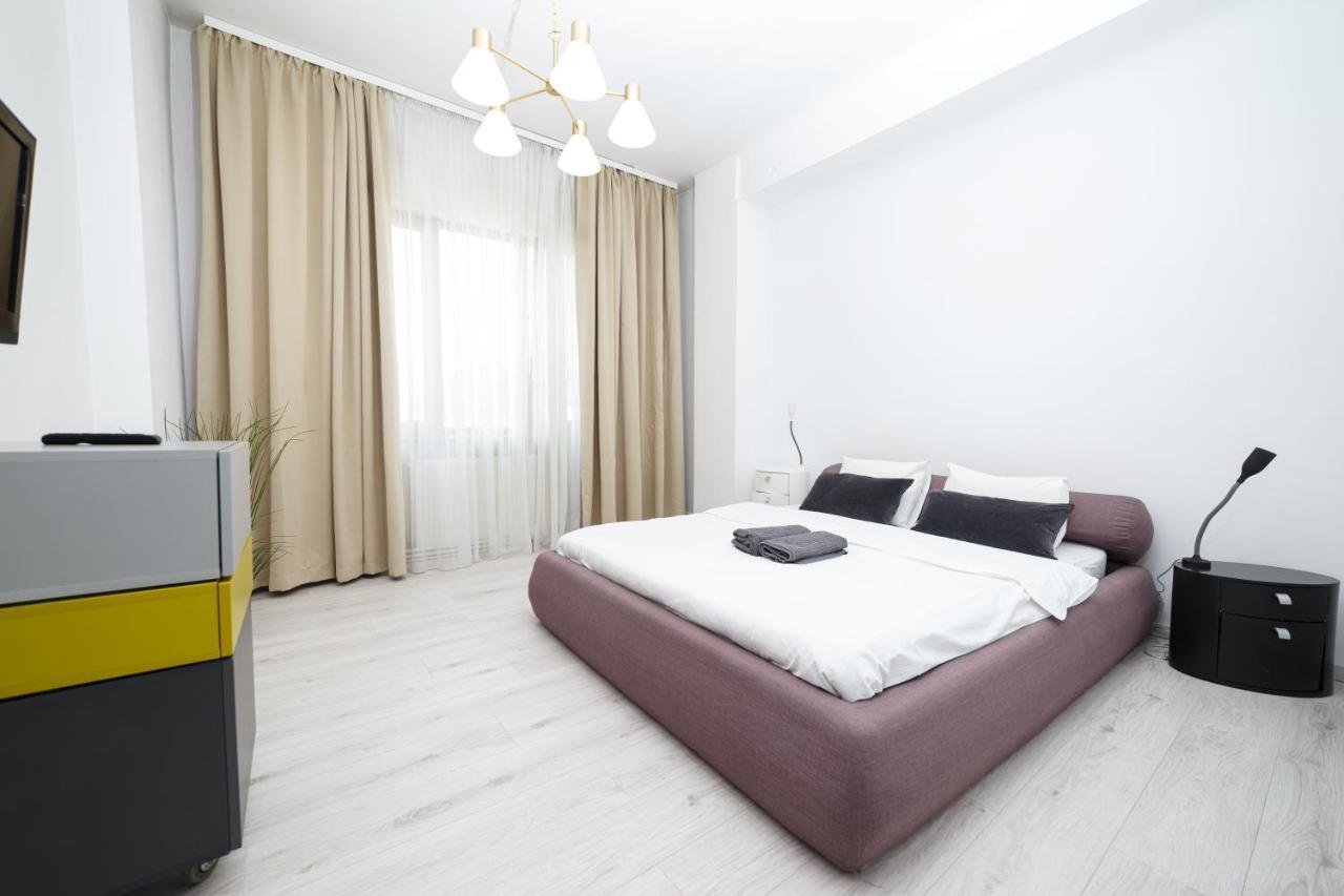 Color Apartments Franceza St ブカレスト エクステリア 写真