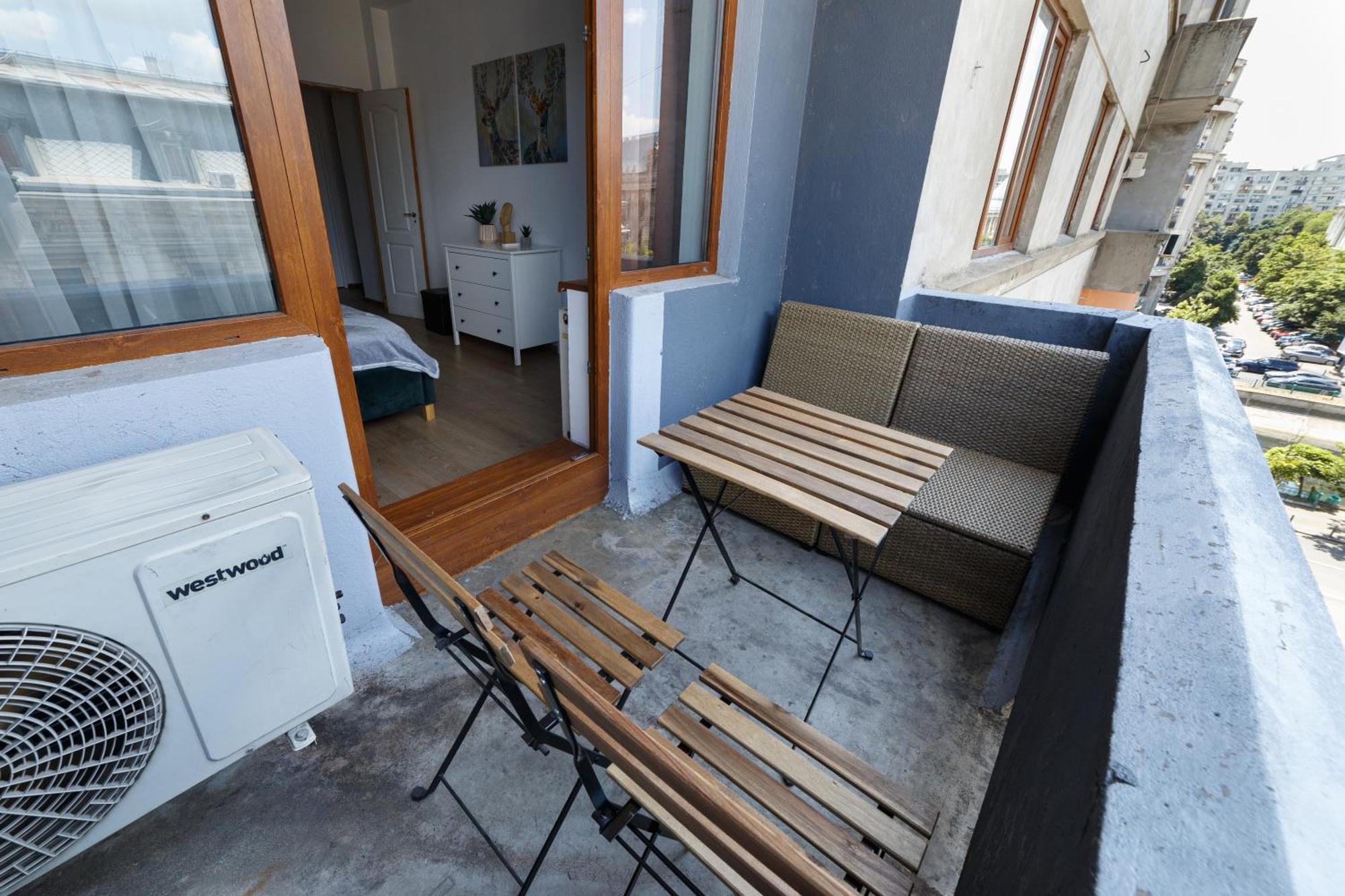 Color Apartments Franceza St ブカレスト エクステリア 写真