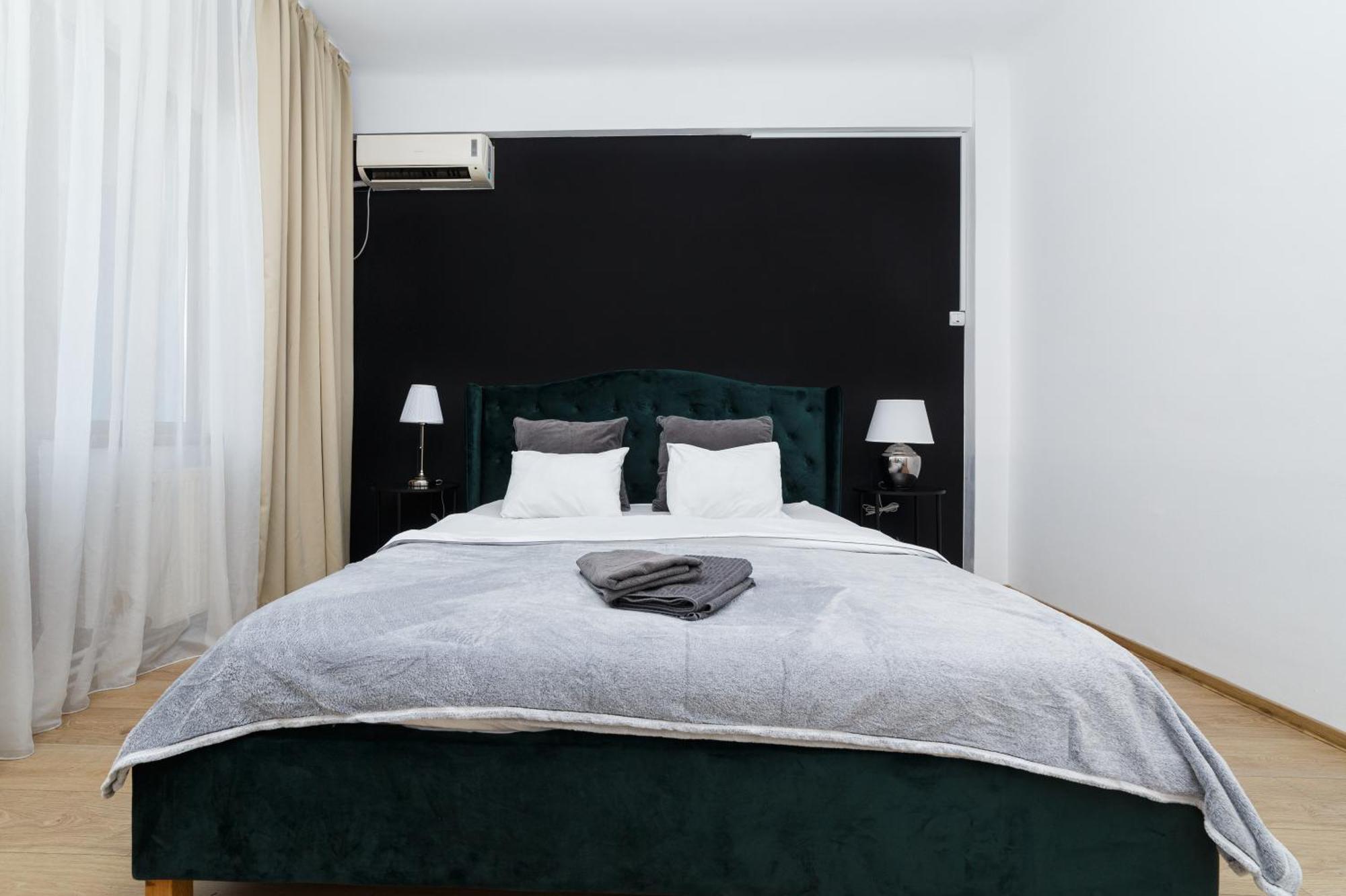 Color Apartments Franceza St ブカレスト エクステリア 写真