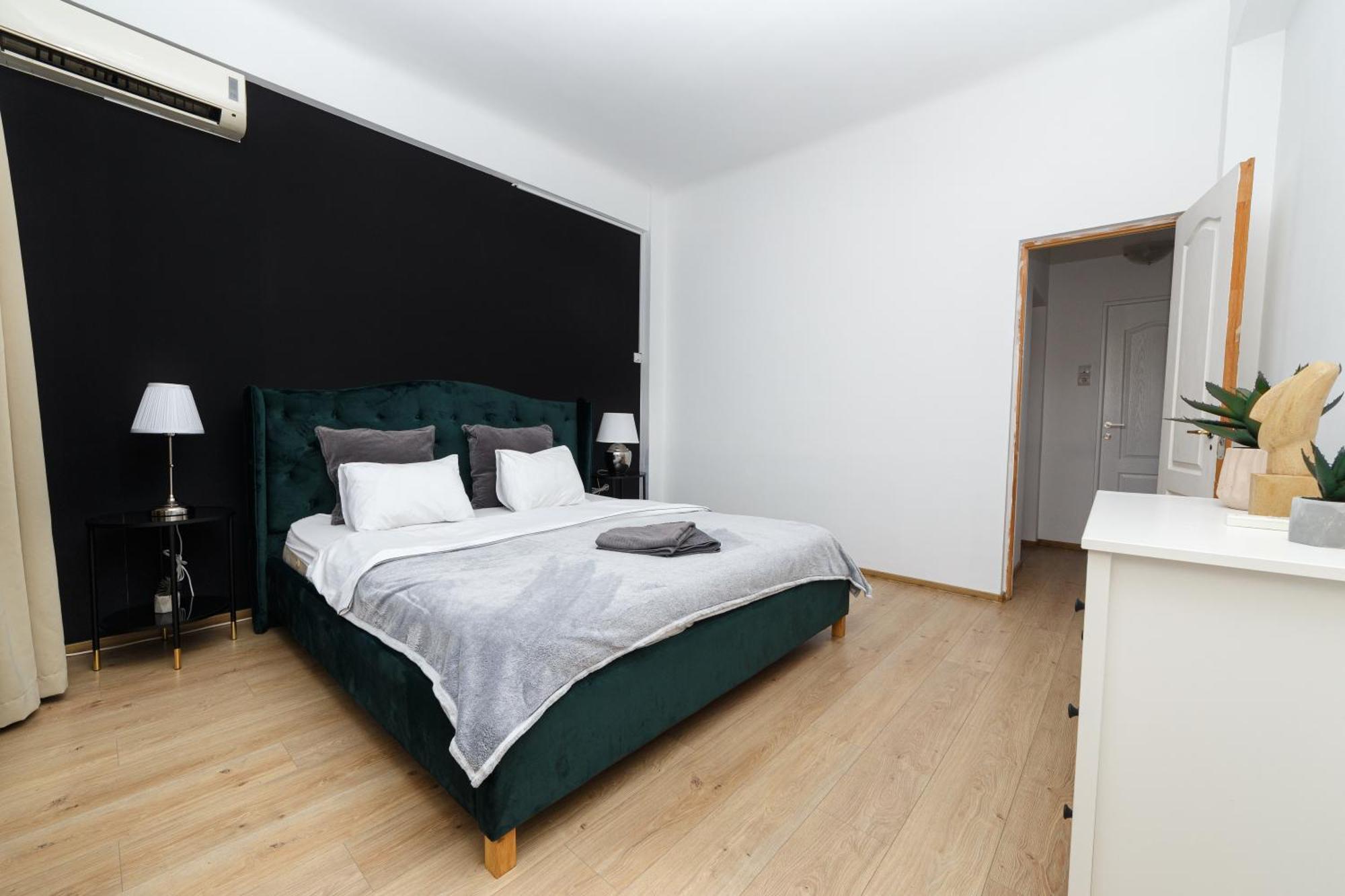 Color Apartments Franceza St ブカレスト エクステリア 写真
